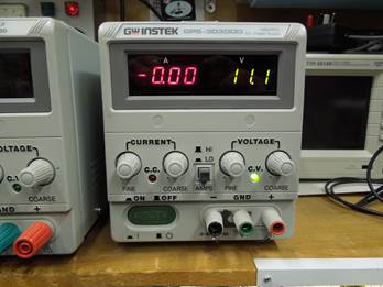 自作したFT-817用内蔵リチウムイオンバッテリーの充電特性測定（定電圧電源の設定）
