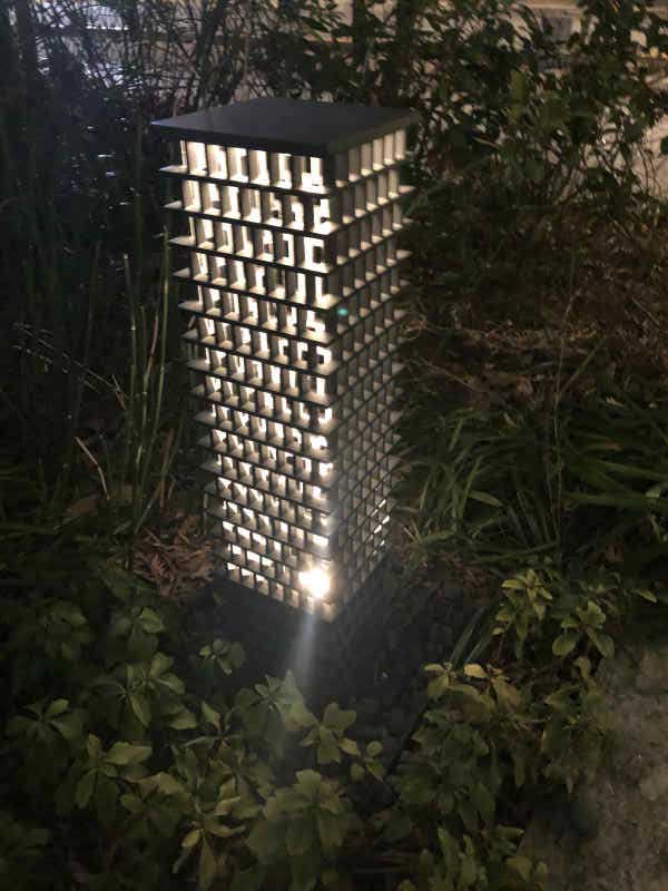 街で見かけた庭園灯