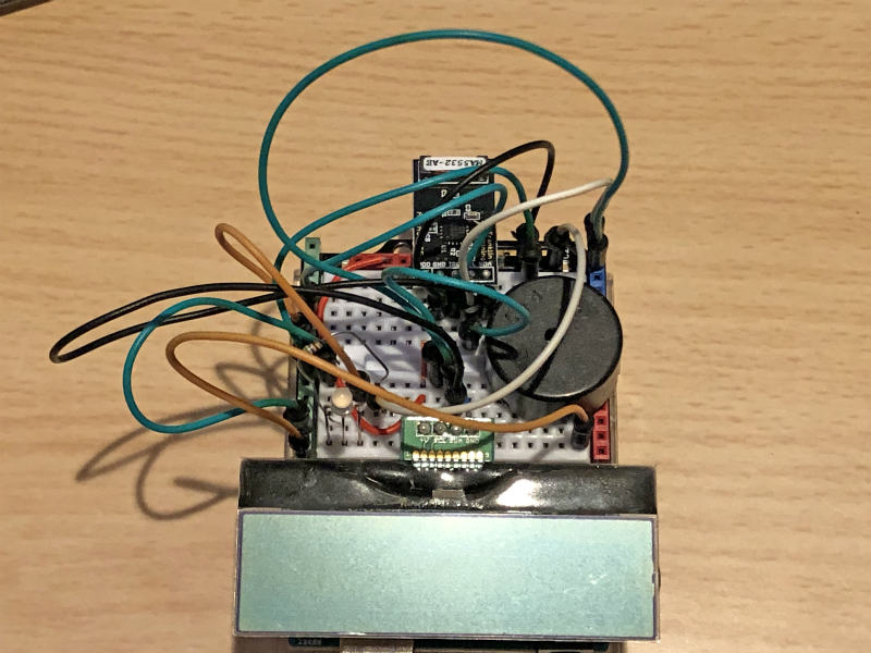 ArduinoUNO互換ボード取付穴位置