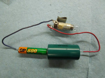 電池容量違いの電池直列と負荷接続例